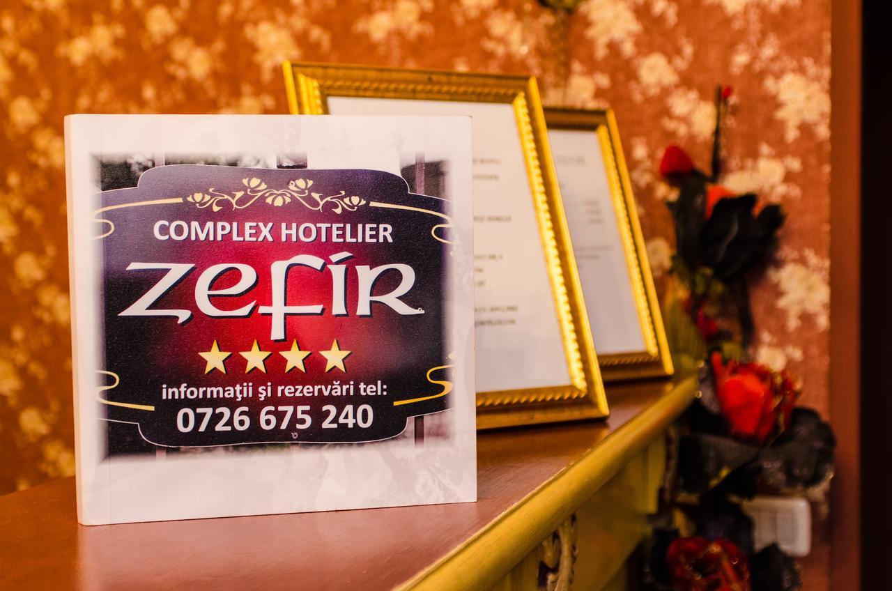 Hotel-Pensiunea Zefir Temešvár Exteriér fotografie