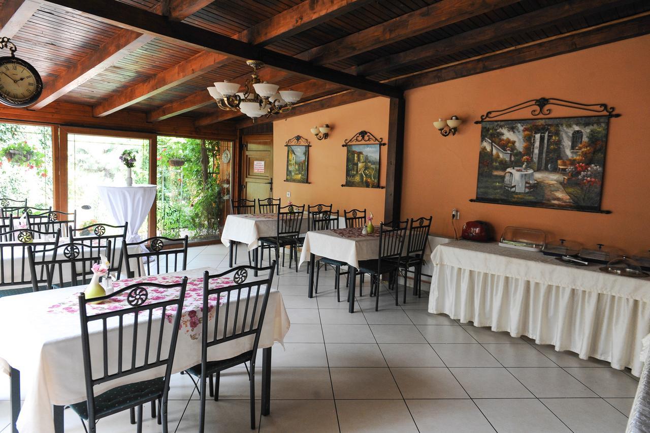 Hotel-Pensiunea Zefir Temešvár Exteriér fotografie