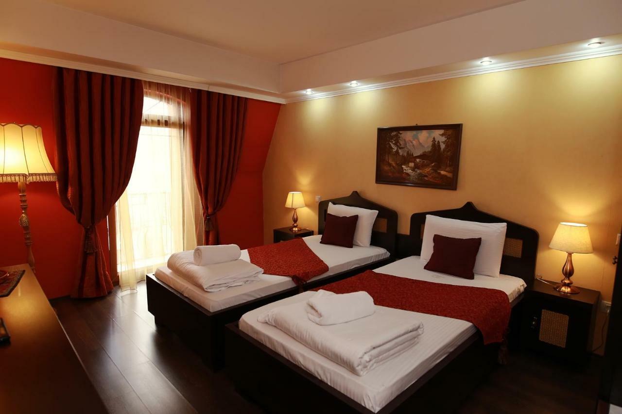 Hotel-Pensiunea Zefir Temešvár Exteriér fotografie
